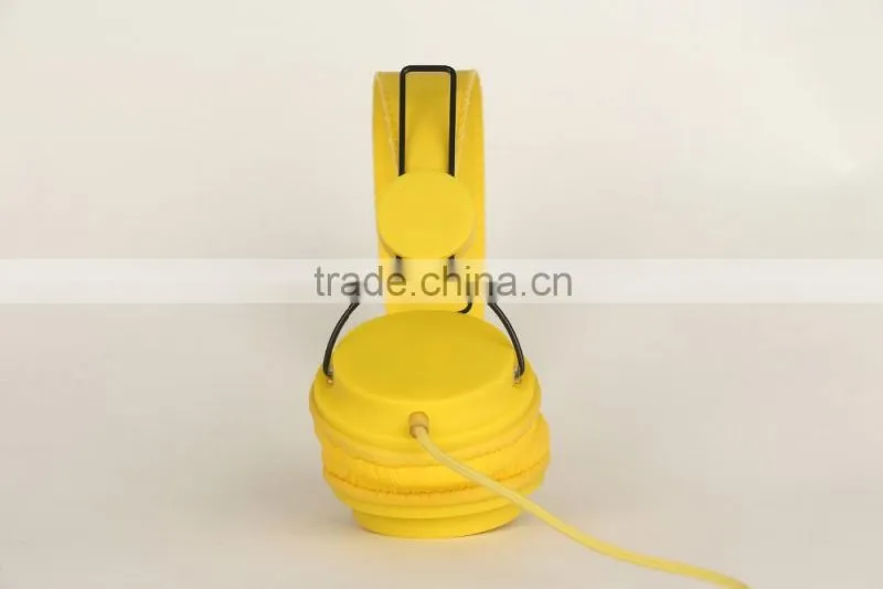 Sporty Headphone With Microphone