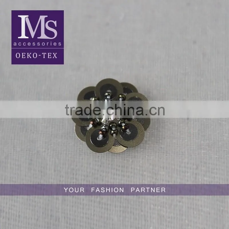 white detachable collar with crystal sequins and pearls, beaded collars for lady garments