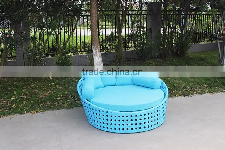 Outdoor Plastic Rattan Round Beach Sun Bed