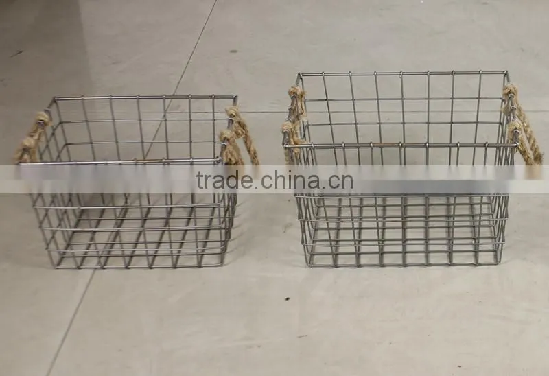 Rustic Metal Wire 3 Tier Wall Mounted Rack
