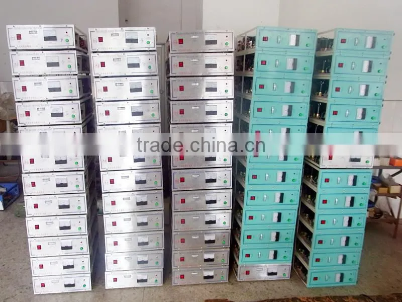 Ultrasonic plastic film welding machine