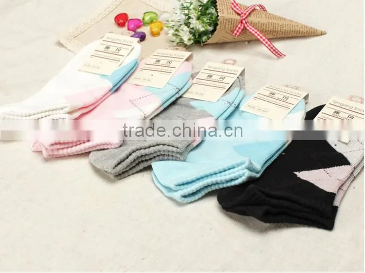 Cute Love Women Socks 1lot =20pairs Solid Candy Color Sweet Ship Boat Short Sock,Spring&AutumnThin Ankle Invisible Socks For Gir