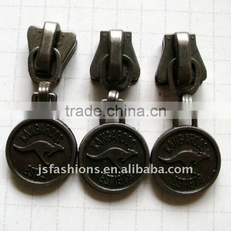 garment zipper slider