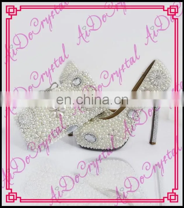 Aidocrystal 2016 handmade top designer luxury pink crystal italian party shoes and bags for women