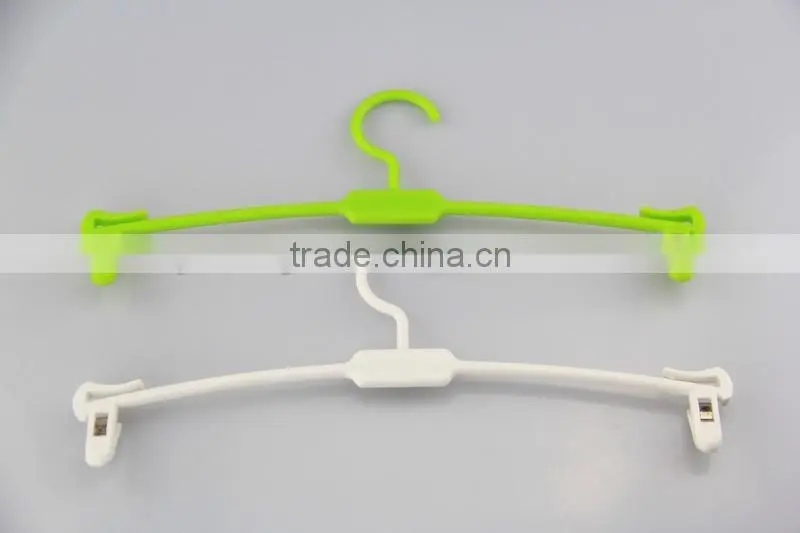 many kinds of plastic hanger for bra and underwear