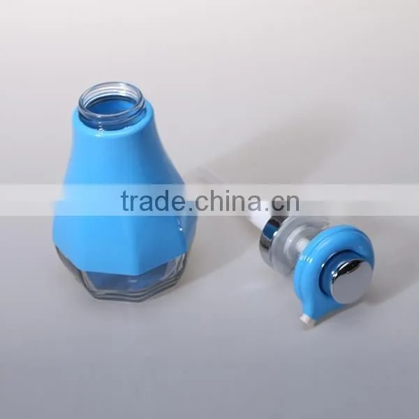 hot sale 0.5L glass measuring oil bottle with straw