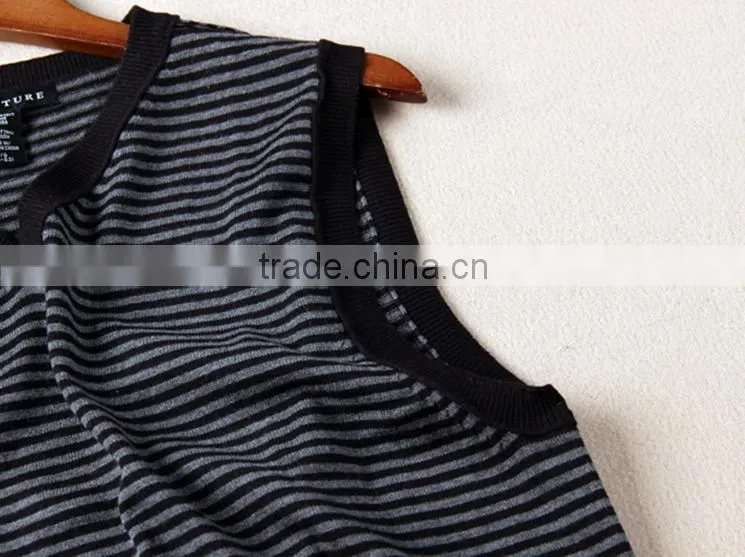 Men's V-neck stripe knitting vest autumn wear