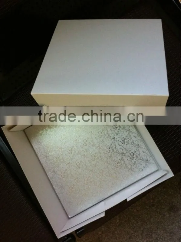 A Cake board and cake box