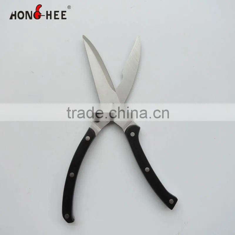 Classic POM Handle Serrated Blade Chicken Scissors