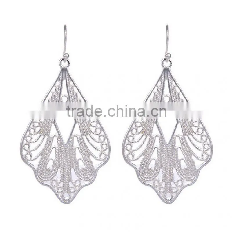 Latest Fashion Hot Sale Bling Fancy Crystal Earrings Wholesale J11032F01