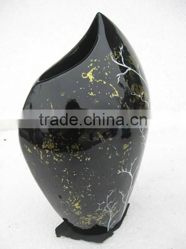 Strange-shaped Modern Lacquer Vase From Vietnam Wholesale