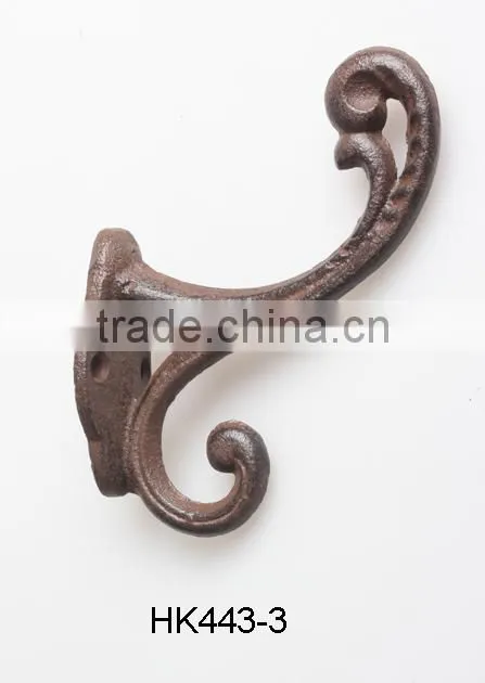 CAST IRON HORSESHOE DESIGN SWING WALL HOOKS