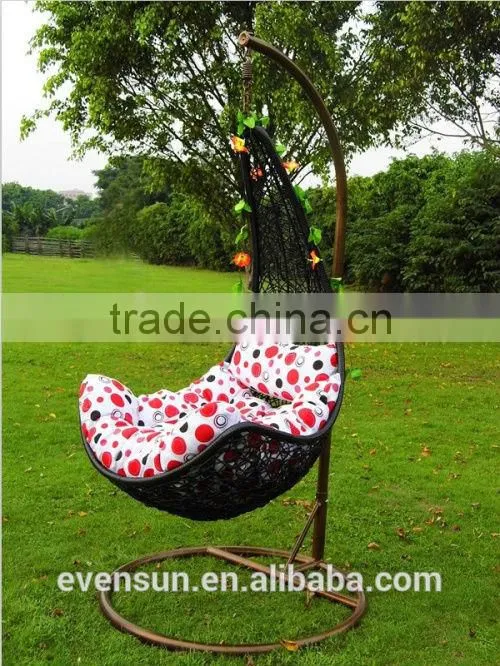 Outdoor rattan hammock