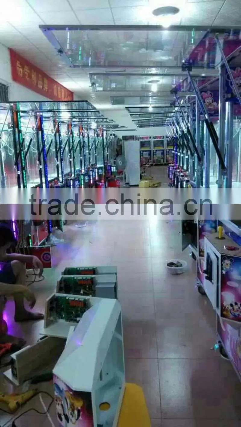 2015 Hot-sale Hello Kitty cheap game machine/DF-V212 claw crane games machines