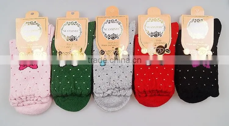 5-Pack Mixed Colors Womens Wool Crew Winter Socks