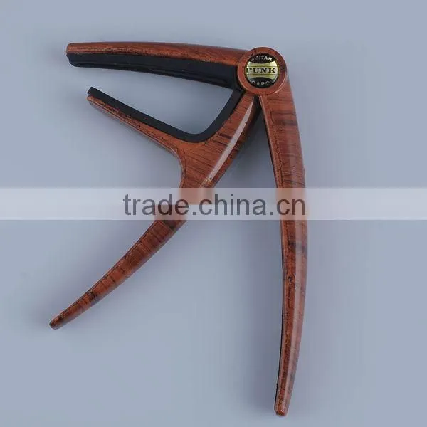 Factory Directly Wholesale Color Custom Guitar Capo OEM/ODM Accepted