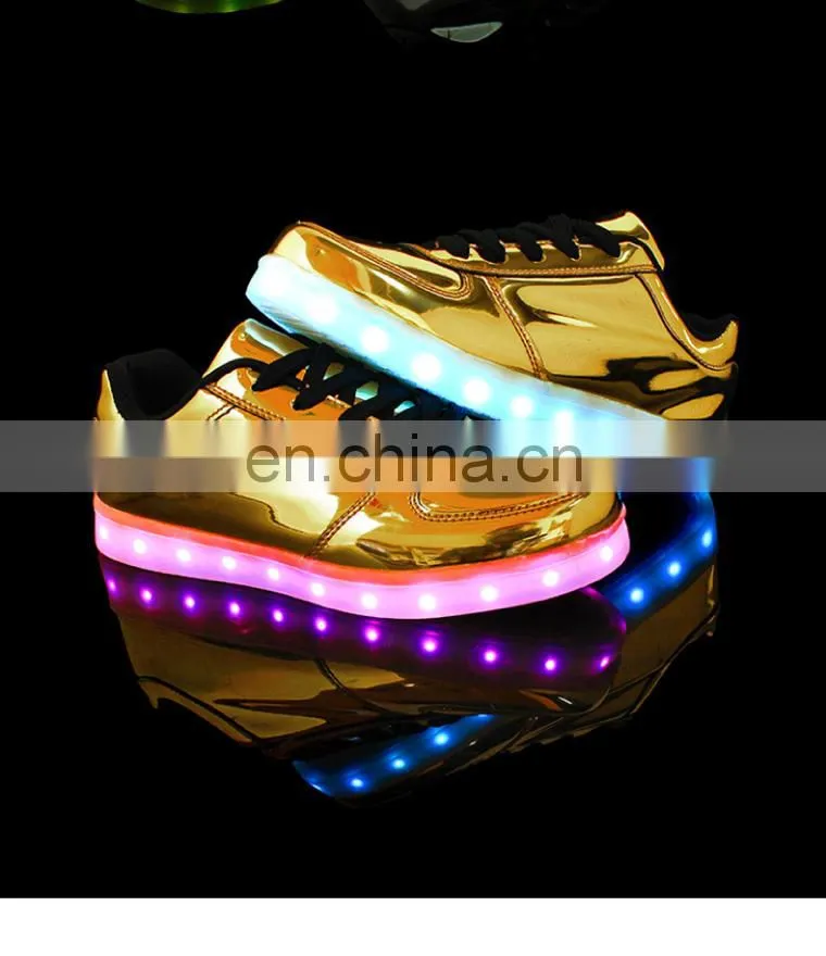 wholesale shining mirror finish PU leather street dance night club LED shoes