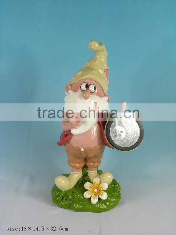 polyresin solar garden figurine gnome