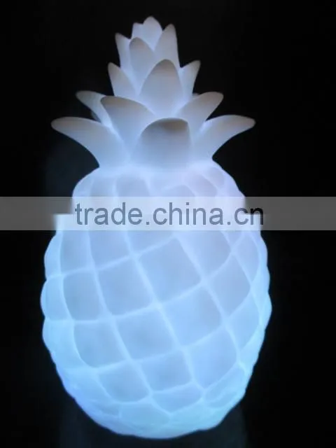 2016 new design pineapple mood light