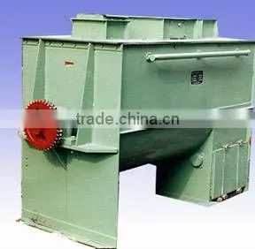Single shaft double-propeller feed mixer