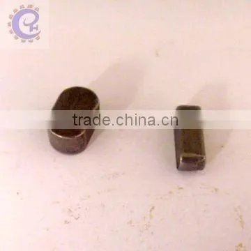 Small but useful falt key for walking tractor