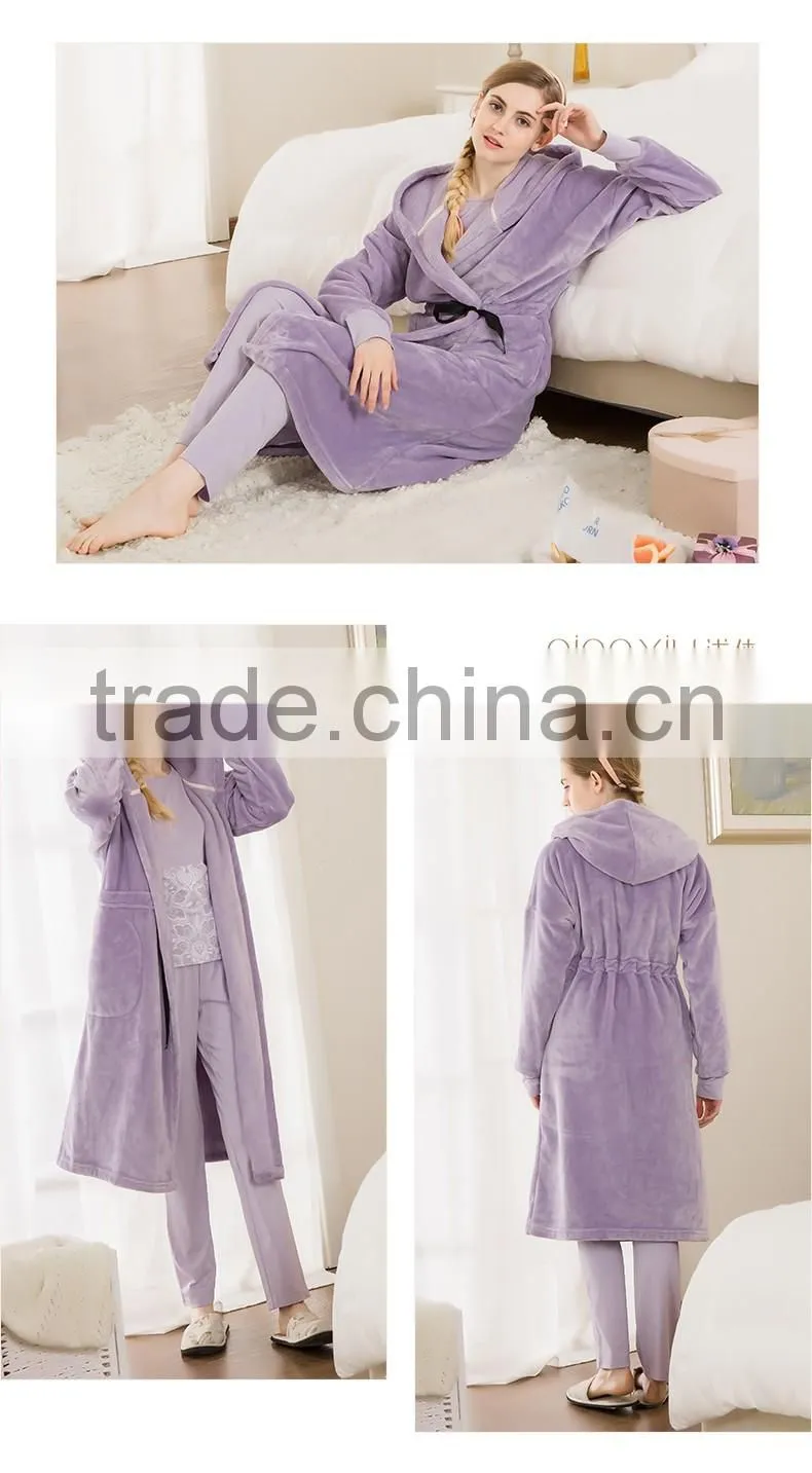 Logo Printed Qianxiu 100 polyester Warm Ladies Night Robe