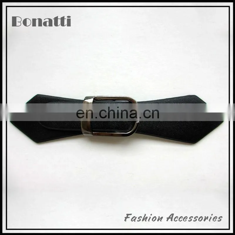 metal toggle buttons with rivets
