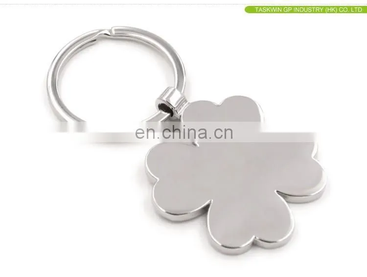 custom four-leaf clovers shaped metal keychain for promotional
