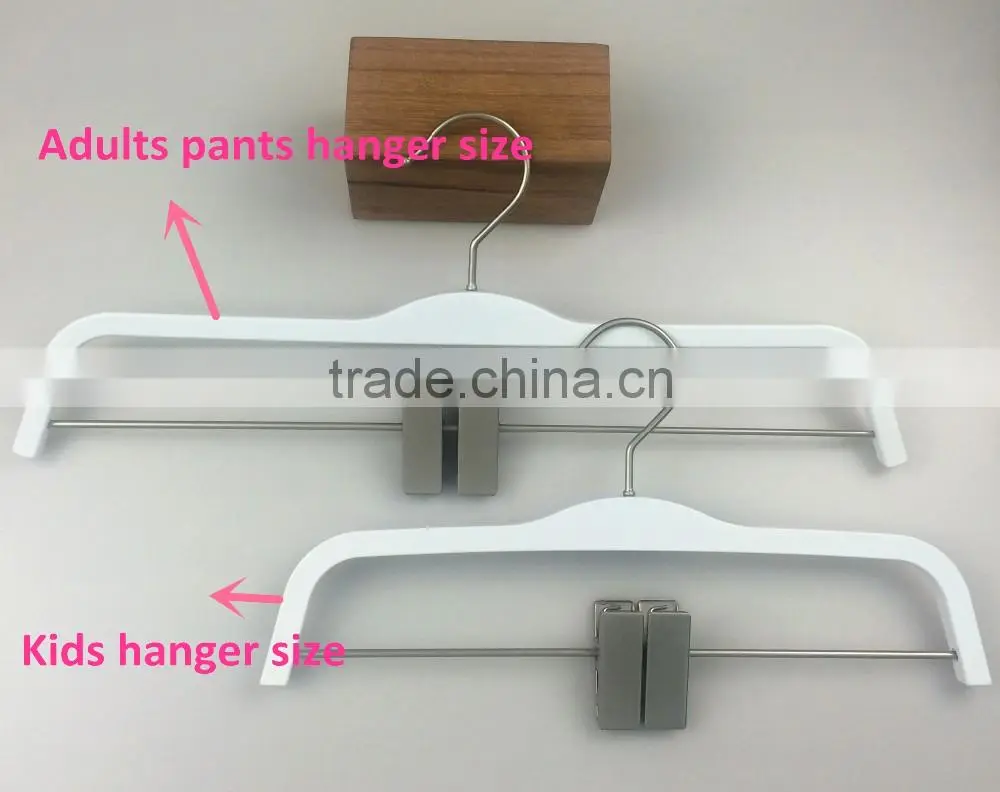Hot sale white solid plastic shirt and tee display hanger for shop