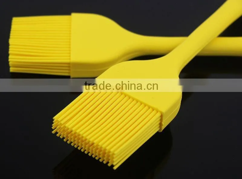 11" long bbq cleaning brush