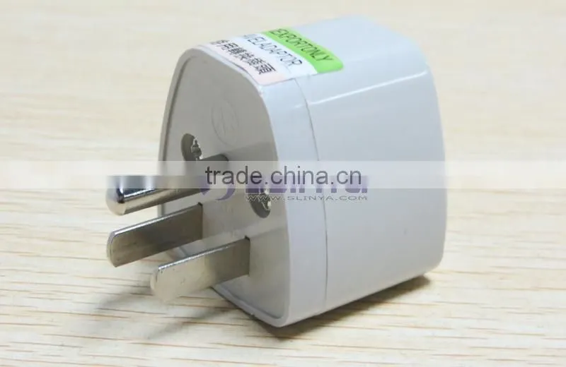 Universal Travel Power Plug to USA AC Plug adapter ( 3-pin ) electrical plug