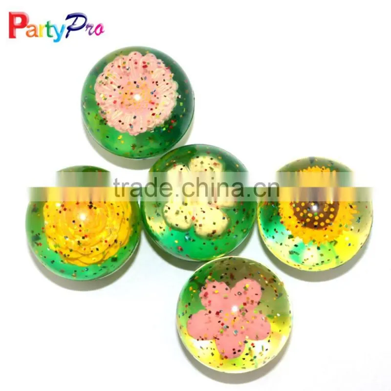 Flower in clear bouncy ball china factory direct sale