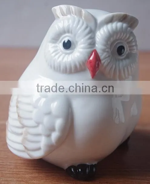 Ceramic money box, piggy bank, money saving box