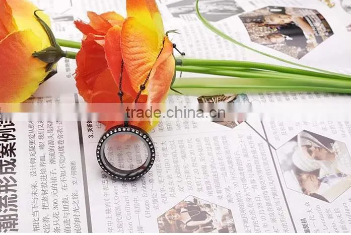 Luxury Stainless Steel Black Plated Floating Charm Lockets for Woman