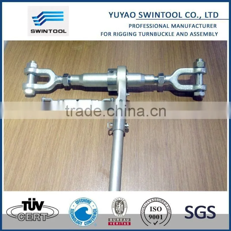 Compactor ratchet turnbuckle with Jaw Jaw