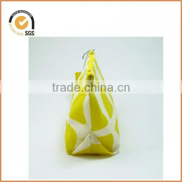 Waxed Canvas Cosmetic/Toiletry Zipper Pouch (Pink Zebra) By Chiqun Dongguan CQ-H01099