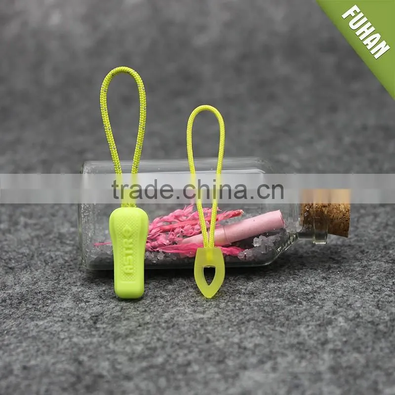 Factory Directly Provide High Quality Pvc Zipper Puller