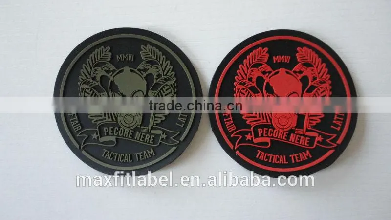 2016 china cheap high quality custom rubber badge