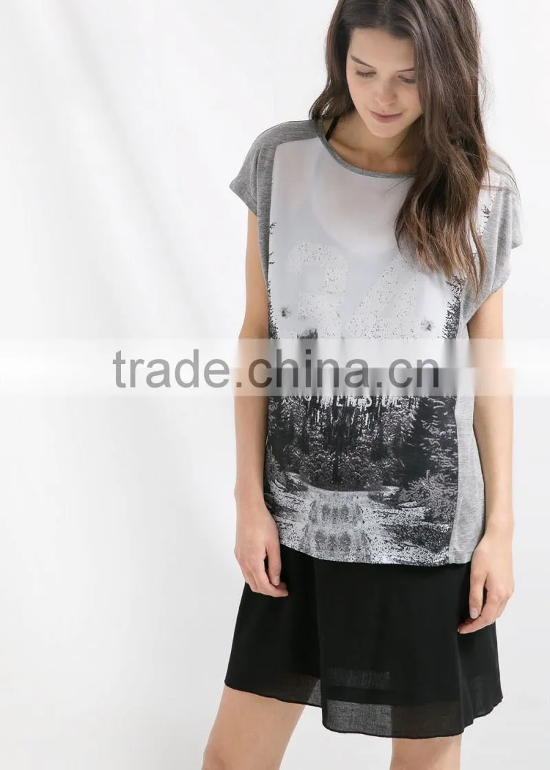 CONTRAST PRINT T-SHIRT