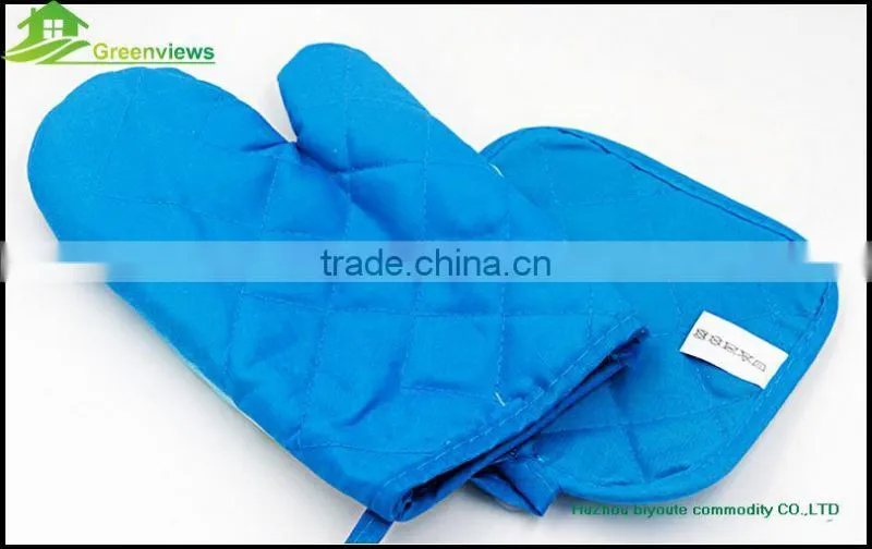 Christmas style cotton kitchen oven glove kitchen printed cotton insulation pad two-piece insulation gloves GVJMX01