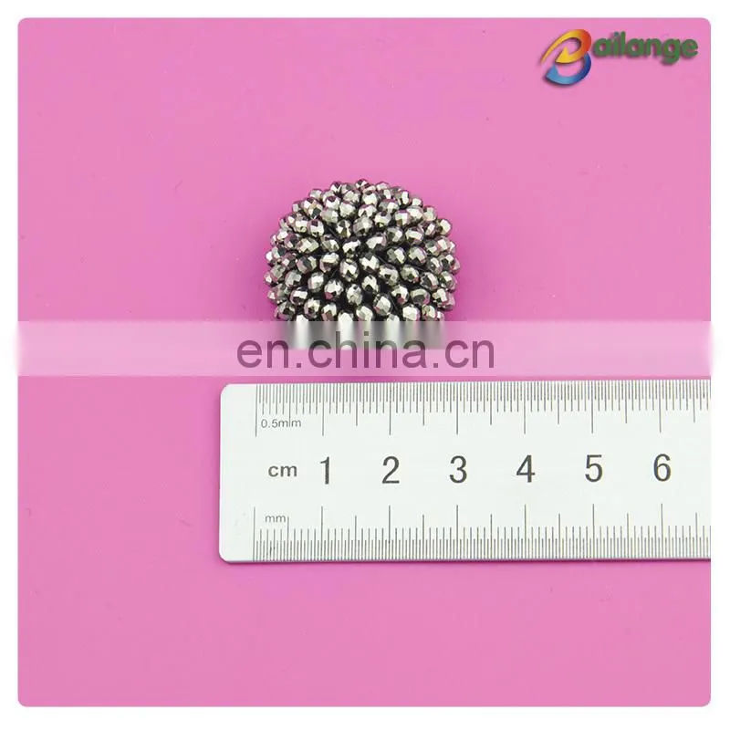 Bailange hot sale high quality ladies garment accessories fashion badge button