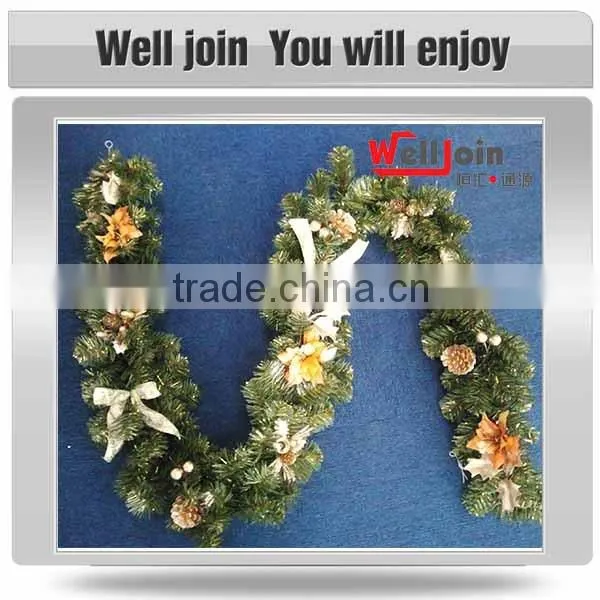 Newest design top quality christmas tree decoration
