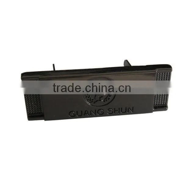 2016 Dongguan Zinc alloy metal logo labels
