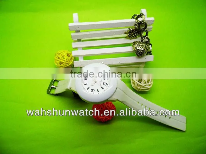 factory wholesale silicone white strap lady's best watches 2013