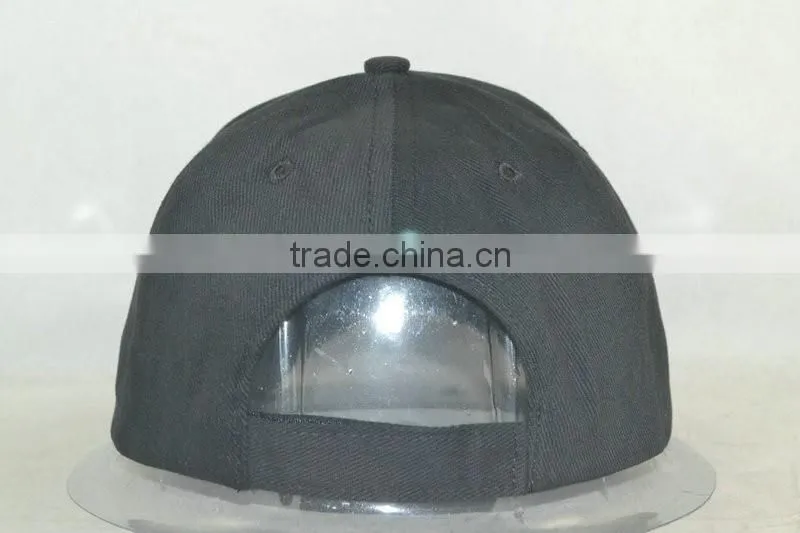 Heavy brushed cotton 10x10 black blank cap with red sandwich bill