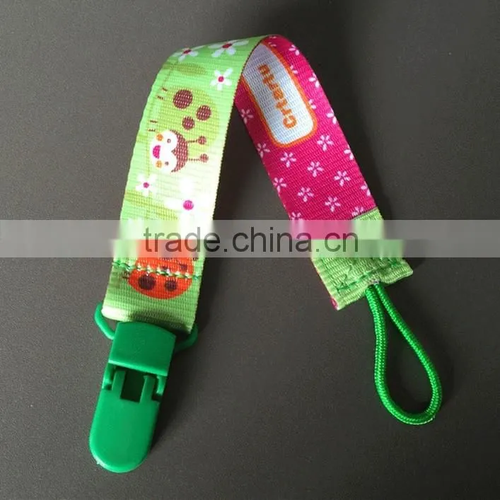 Cute baby pacifier clip plastic pacifier clip baby games baby food pictures pacifier clip
