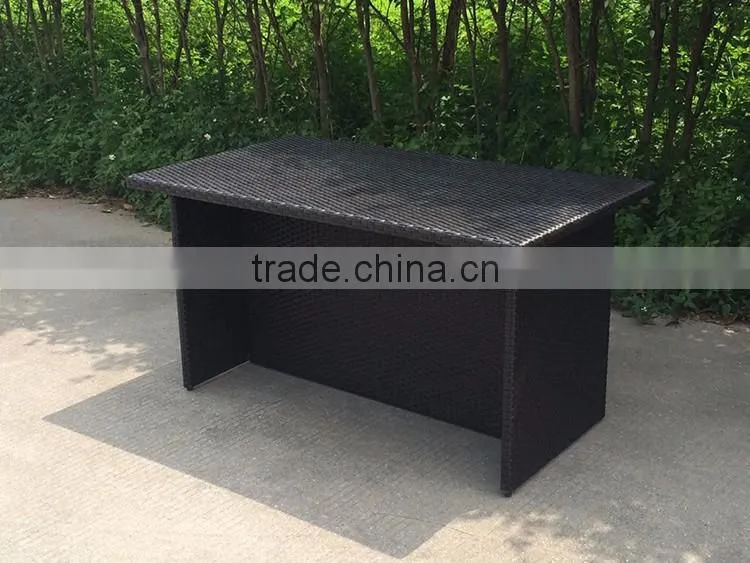 Outdoor Rattan Dining Table