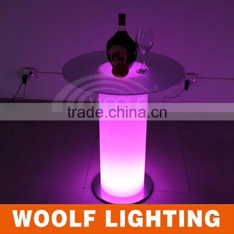 Warm Light Fashion Look Rechargeable LED Pillar Table for Party Events and Indoor Decoration