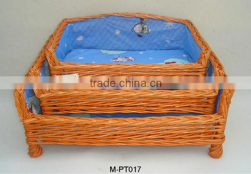 Large Oval Step-In wicker baskets for dogs