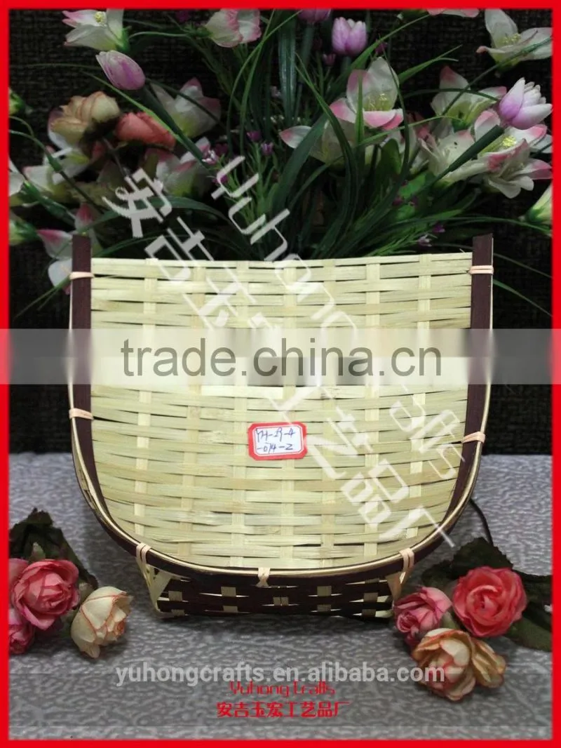 Dustpan Shaped Traditional Bamboo Basket for promotiton